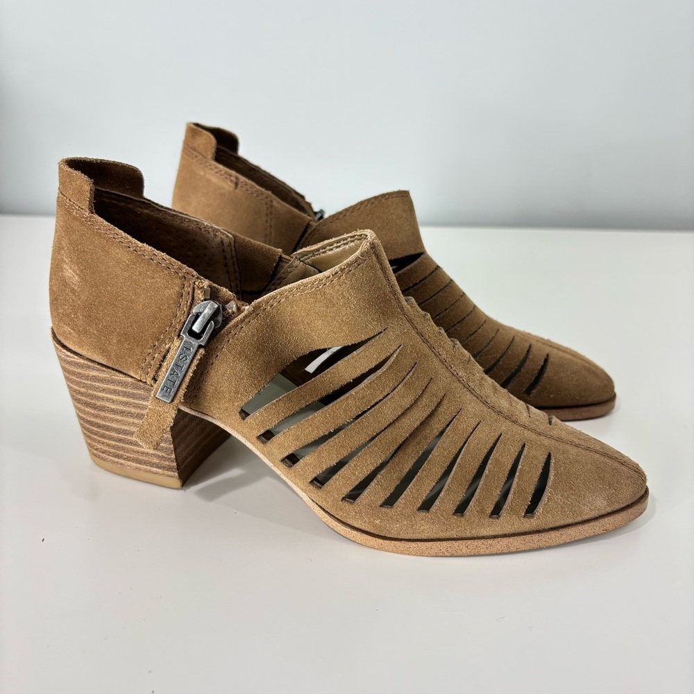 1. State Arnet Suede Ankle Boots Sz 5